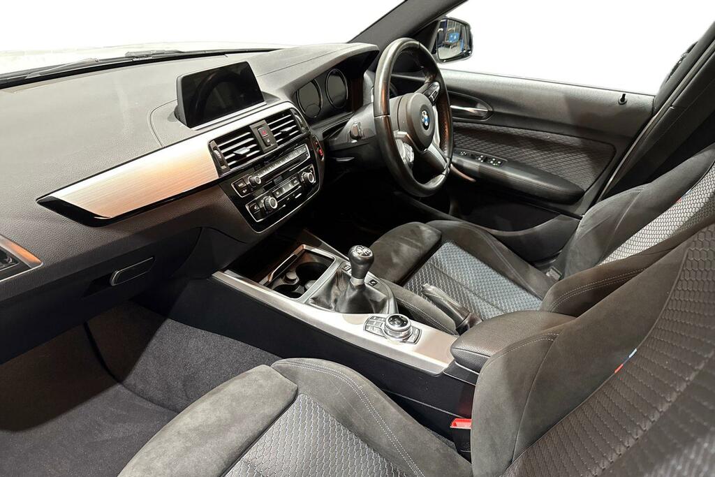 BMW 1 Series 116D M Sport White #2