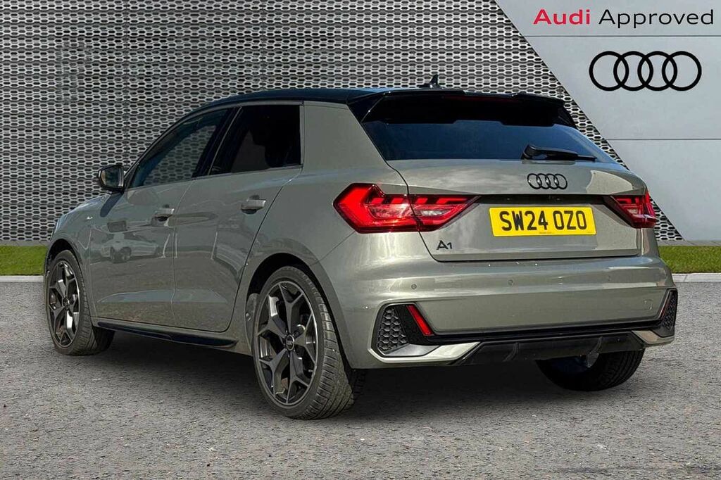 Audi A1 Black Edition 30 Tfsi 116 Ps S Tronic Green #3
