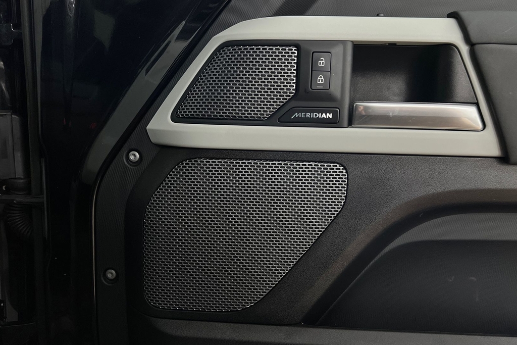 Land Rover Defender 110 D250 X-dynamic Hse Carpathian Grey Grey #24