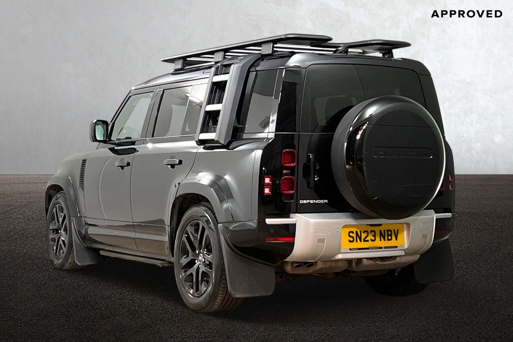 Land Rover Defender 110 D250 Xs Edition Black #2