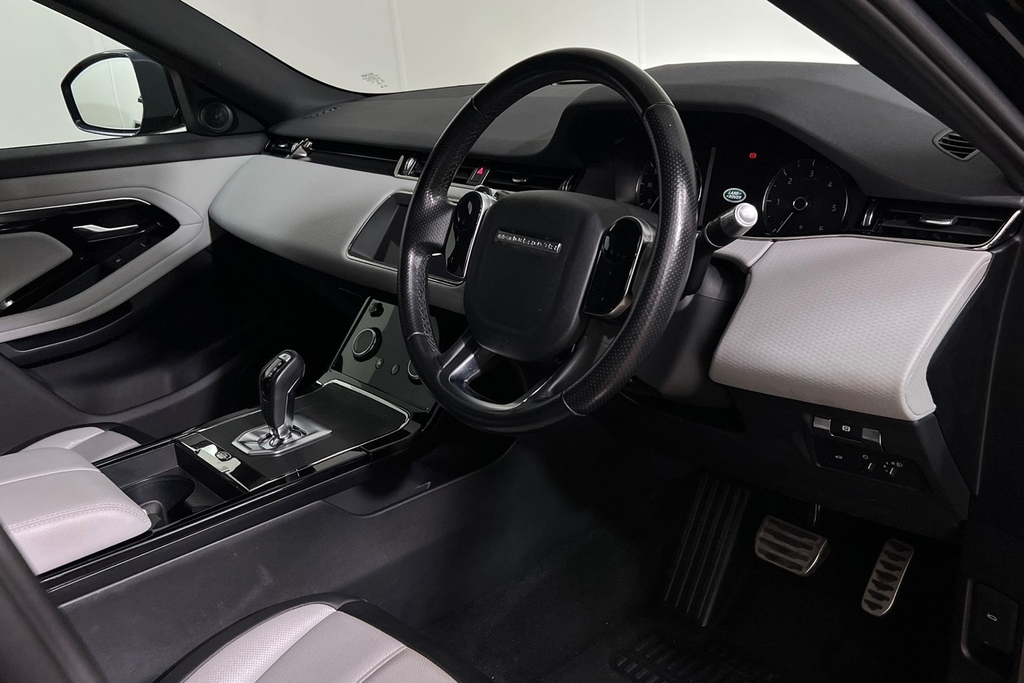 Land Rover Range Rover Evoque 2.0 D150 R-dynamic S 2Wd White #28