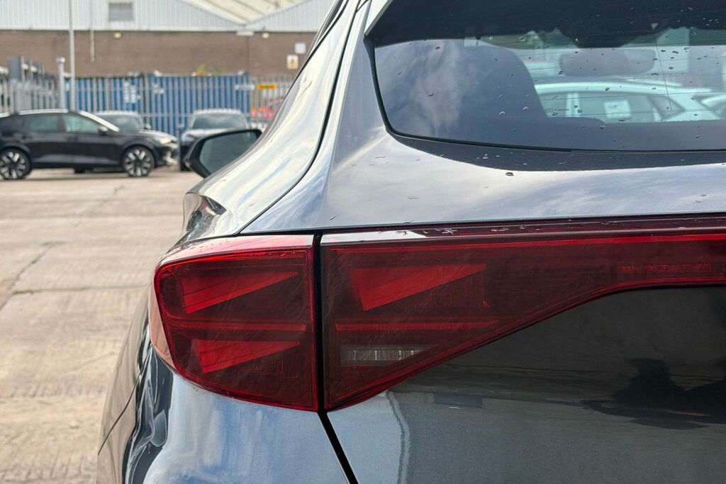Cupra Formentor 1.4 12.8Kwh V2 Suv Plug In Hybrid Dsg E Black #19