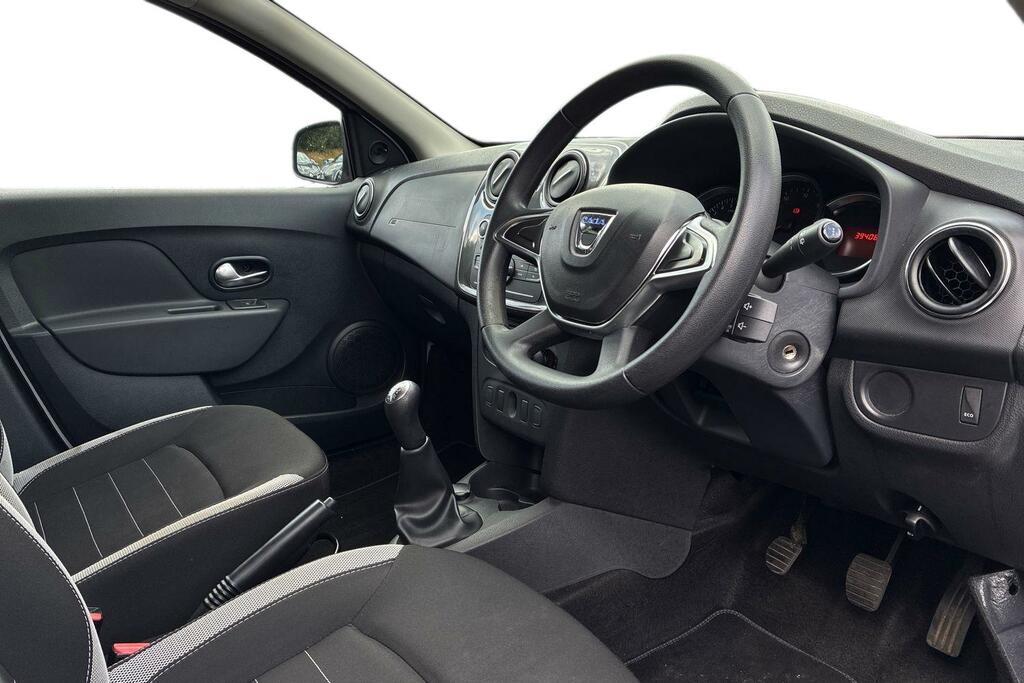 Dacia Sandero Stepway 0.9 Tce Essential Hatchback Euro White #6