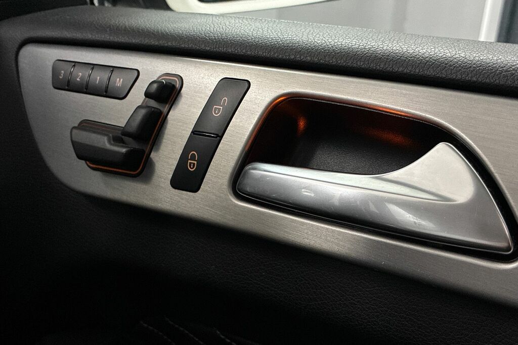 Mercedes-Benz M Class 2.1L Amg Line Silver #28