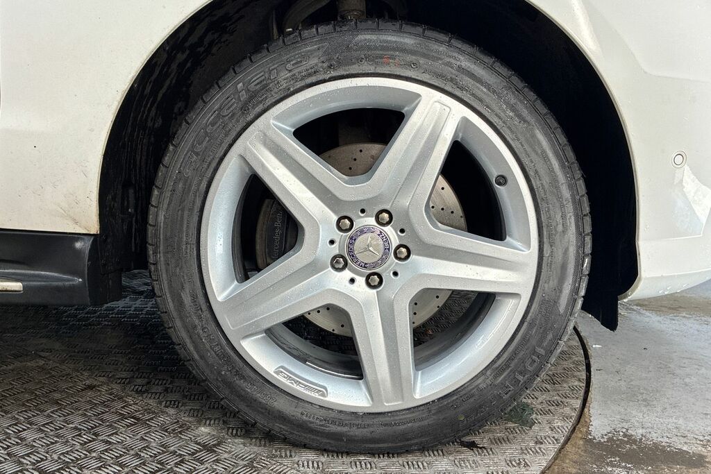 Mercedes-Benz M Class Ml250 Cdi Bluetec Amg Line Premium White #5
