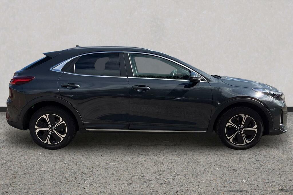 Kia Xceed 1.6 Gdi 8.9Kwh 3 Suv Plug-in Hybrid Dct  #3