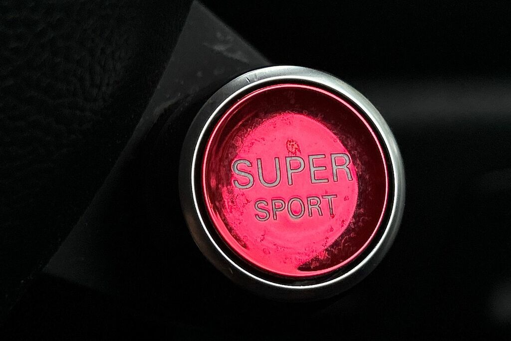MG HS 1.5 T-gdi 24.7 Kwh Trophy Suv Plug-in H Red #29