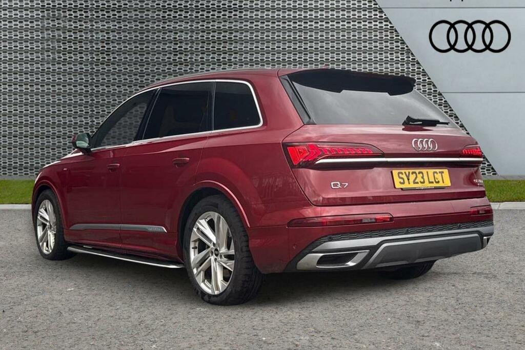 Audi Q7 S Line 50 Tdi Quattro 286 Ps Tiptronic Red #3