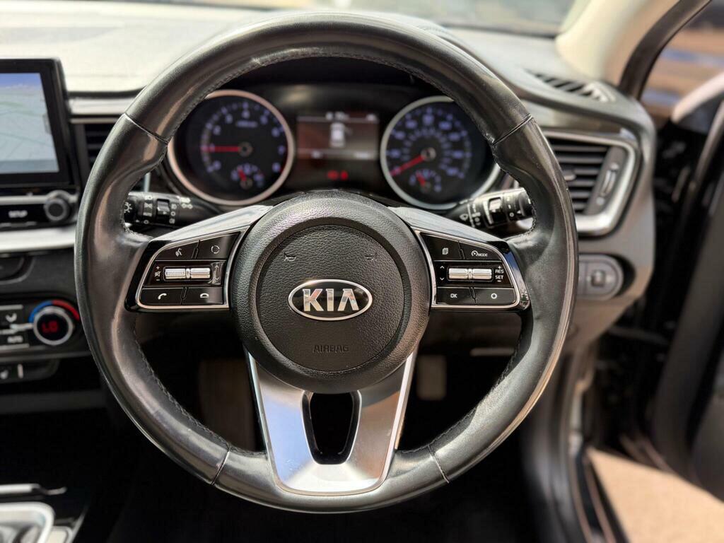 Kia Xceed Hat 1.5 T-gdi 158Bhp 4 Dct Isg Yellow #17