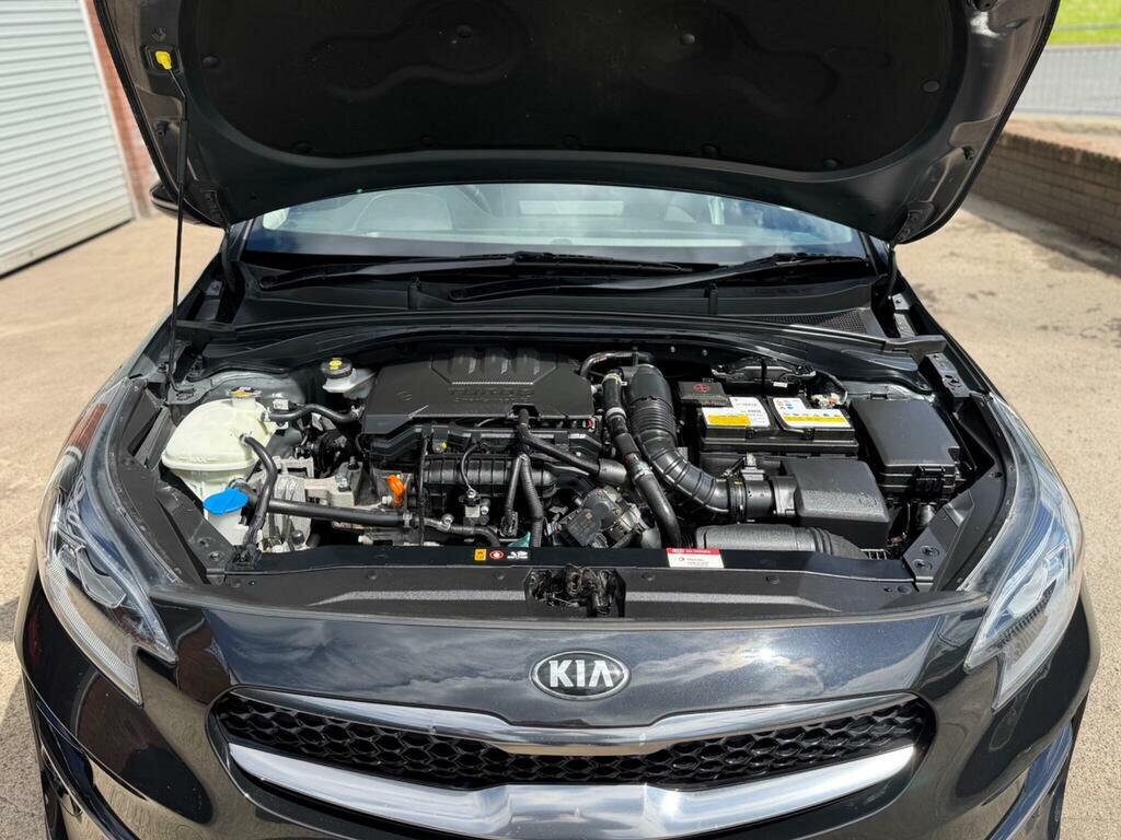 Kia Xceed Hat 1.5 T-gdi 158Bhp 4 Dct Isg Yellow #27