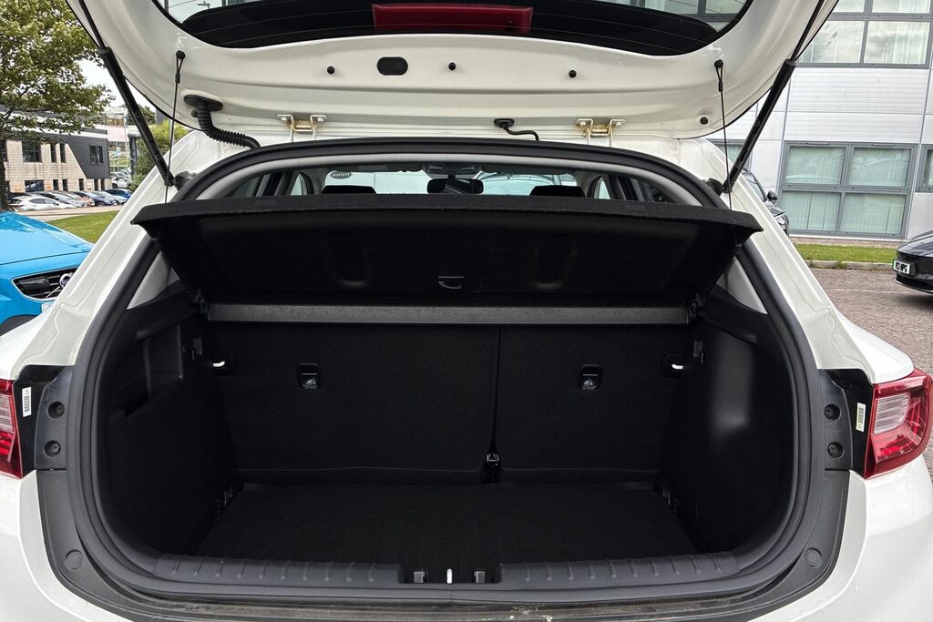 Kia Stonic 1.0T Gdi Mixx White #16