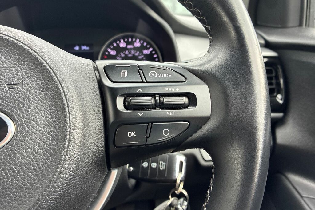 Kia Stonic 1.0T Gdi Mixx White #9