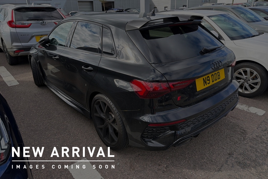 Audi RS3 3 Carbon Black 400 Ps S Tronic Black #6