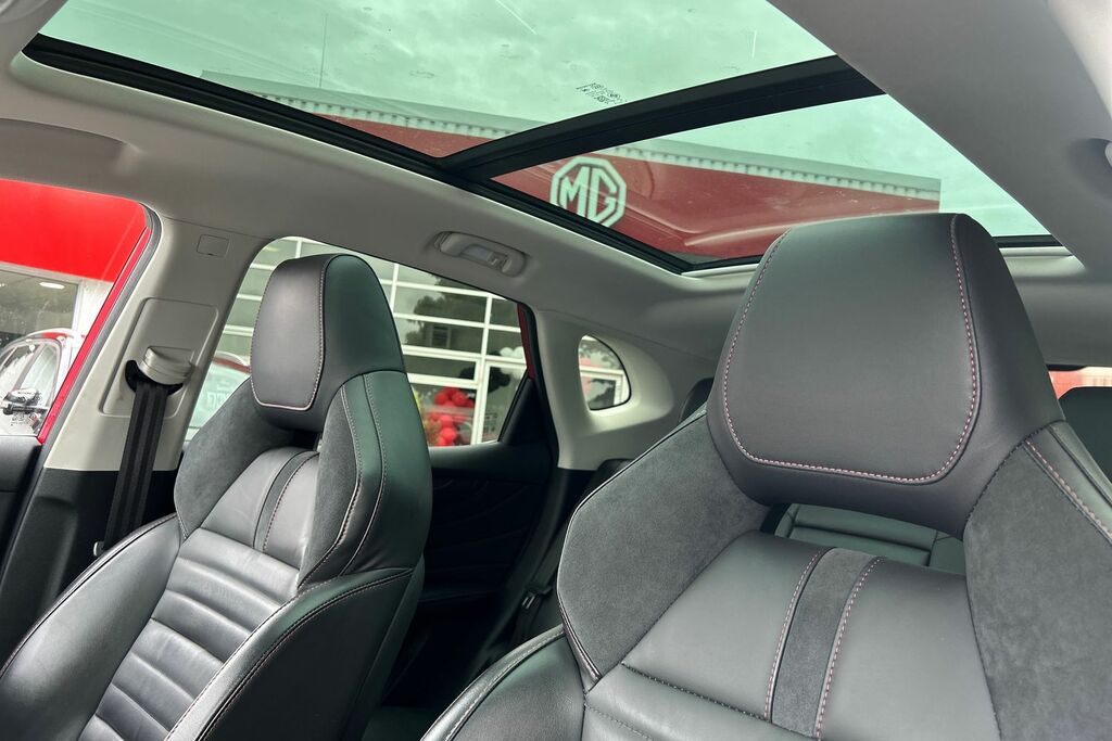 MG HS 1.5 T Gdi Excite Suv Dct Red #27