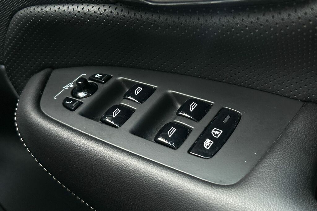 Volvo XC90 2.0 D5 Powerpulse Inscription 4Wd Blue #22