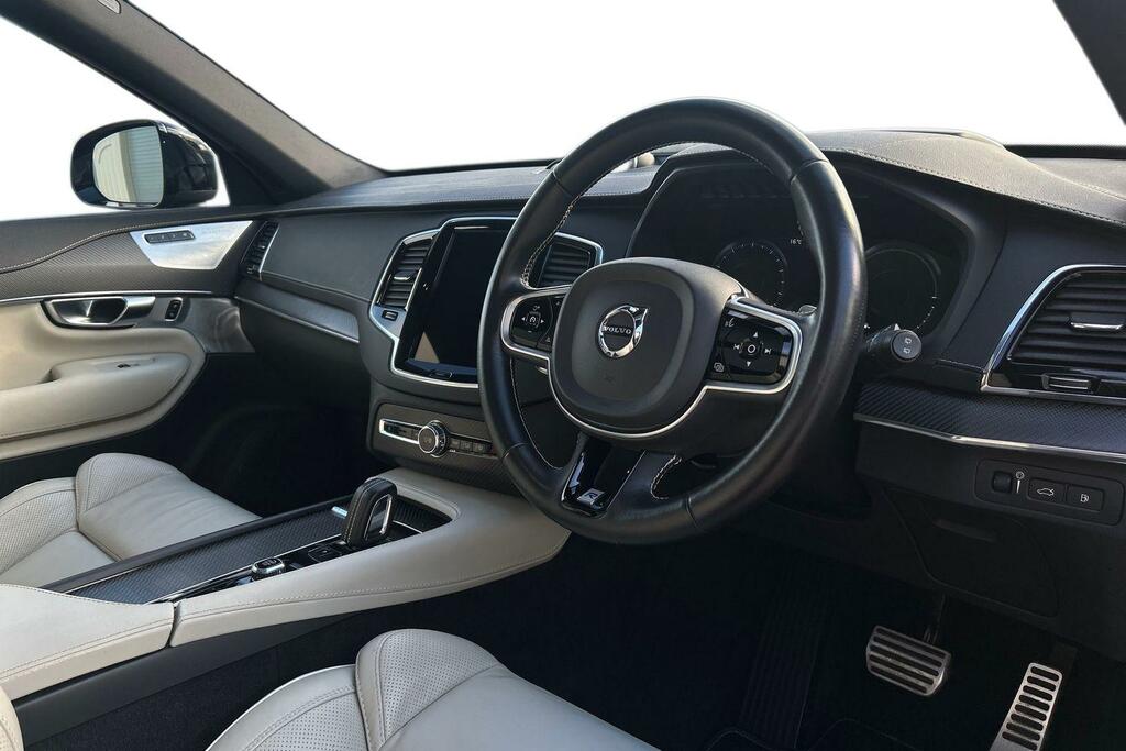 Volvo XC90 2.0 B5 Momentum Awd 231 Bhp Blue #10