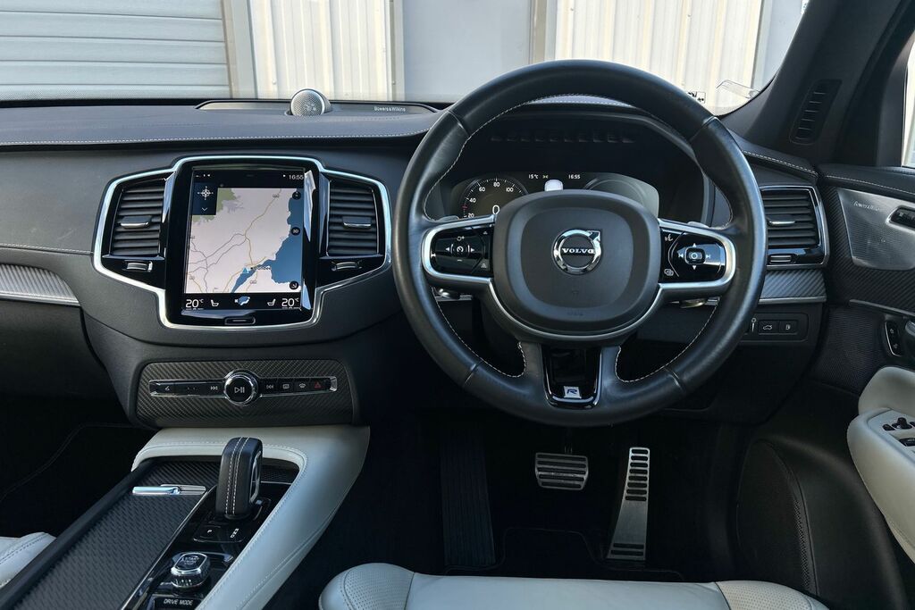 Volvo XC90 2.0 B5 Momentum Awd 231 Bhp Blue #28