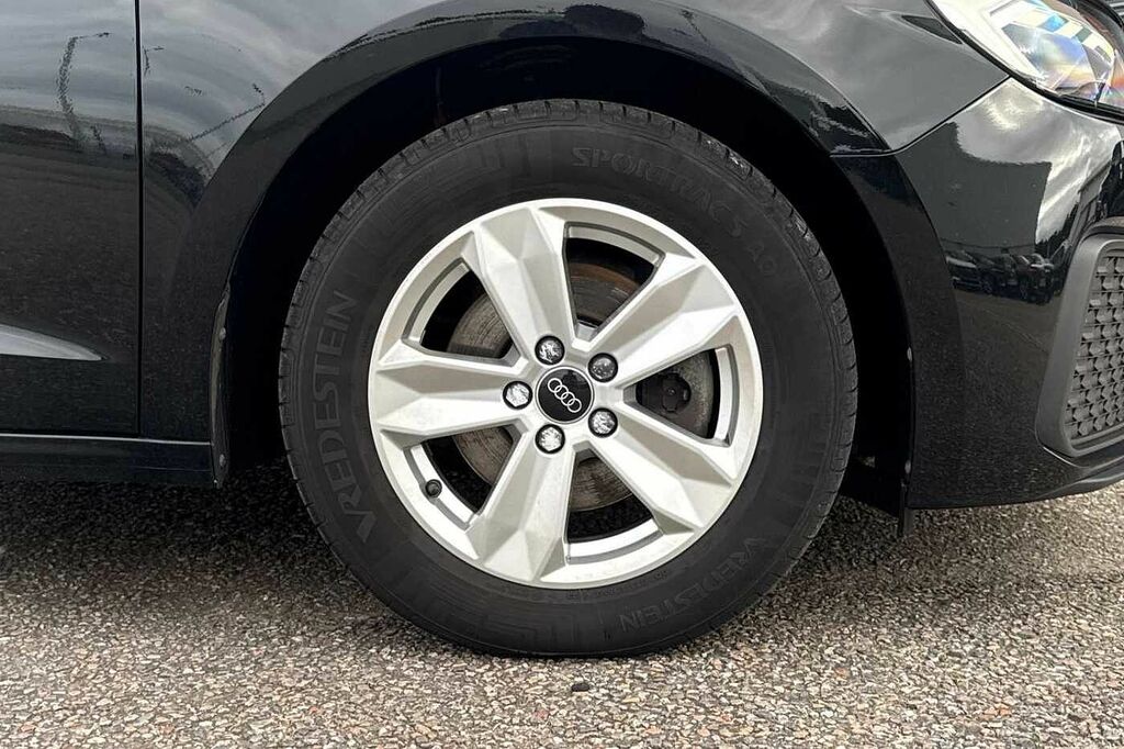 Audi A1 Technik 30 Tfsi 110 Ps 6-Speed Black #5