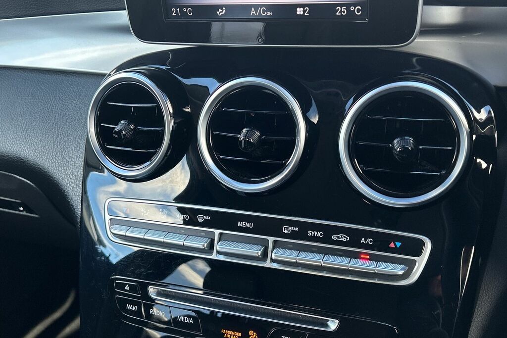 Mercedes-Benz GLC Class Glc 250 D 4Matic Amg Line Premium Black #17