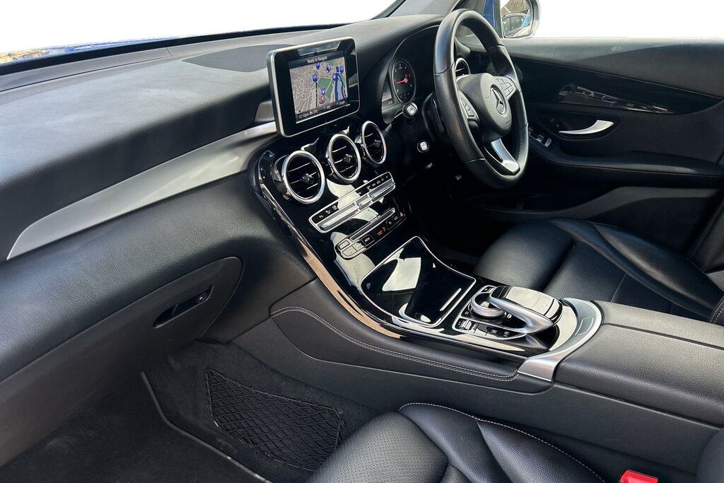 Mercedes-Benz GLC Class 220D 4Matic Se 9G-tronic Blue #2