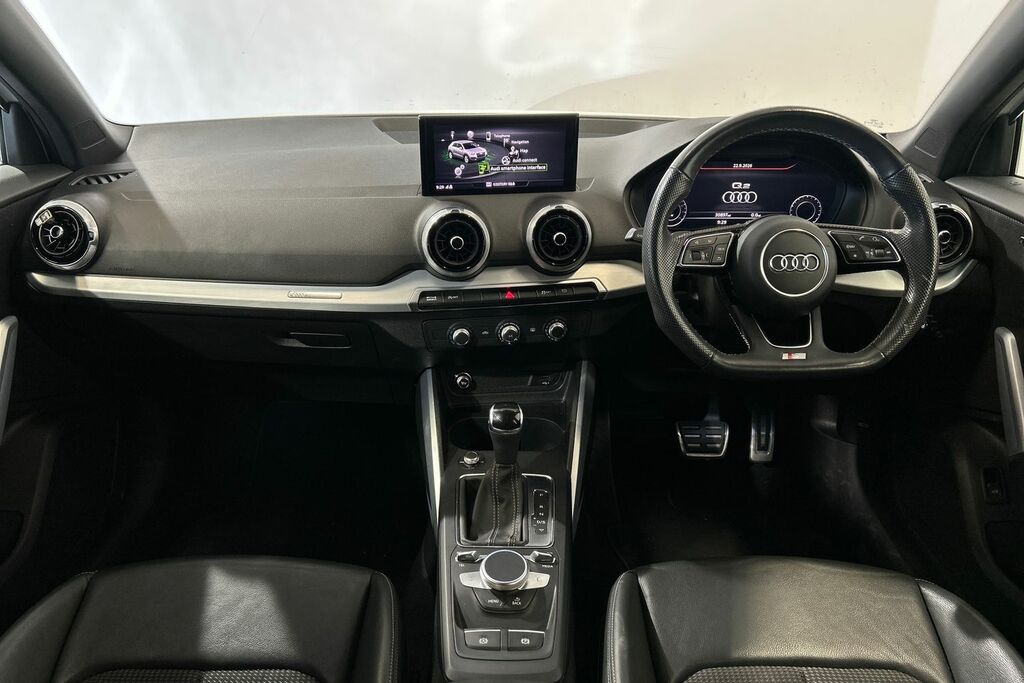 Audi Q2 Sport 30 Tfsi 116 Ps 6-Speed #10