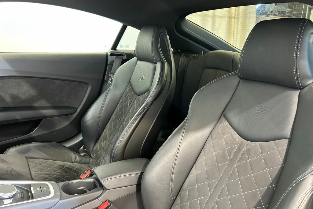 Audi TT Coup- Black Edition 40 Tfsi 197 Ps S Tronic Blue #16