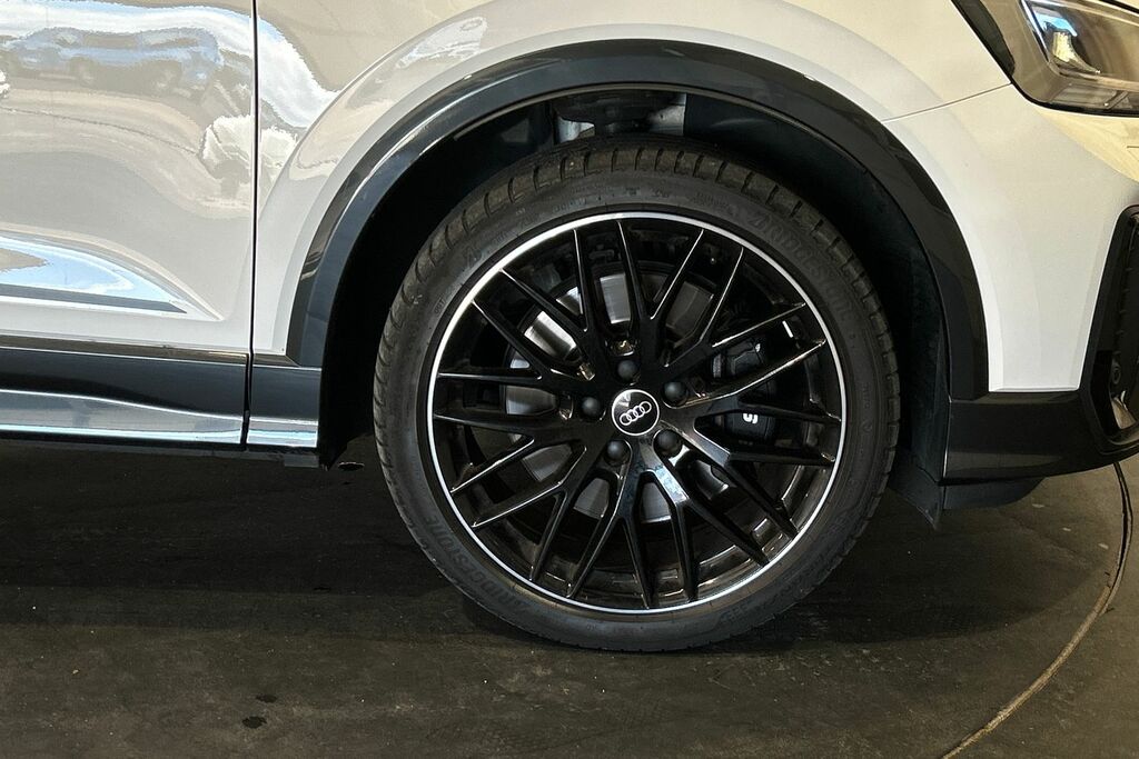 Audi SQ2 Black Edition Tfsi 300 Ps S Tronic White #5