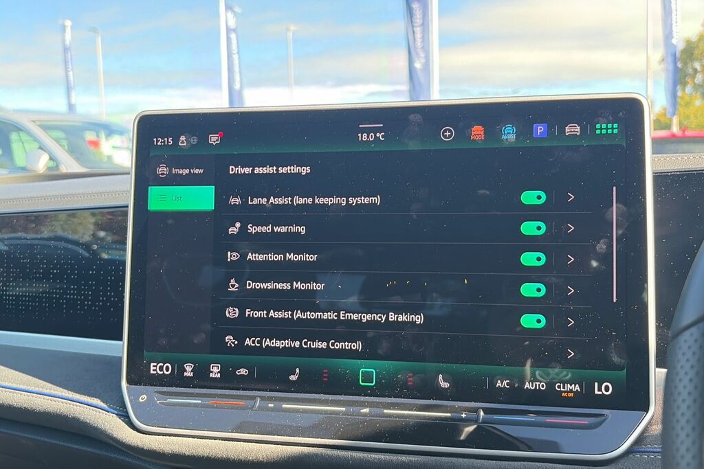 Volkswagen Passat 1.5 Tsi Ehybrid R-line Dsg Black #28