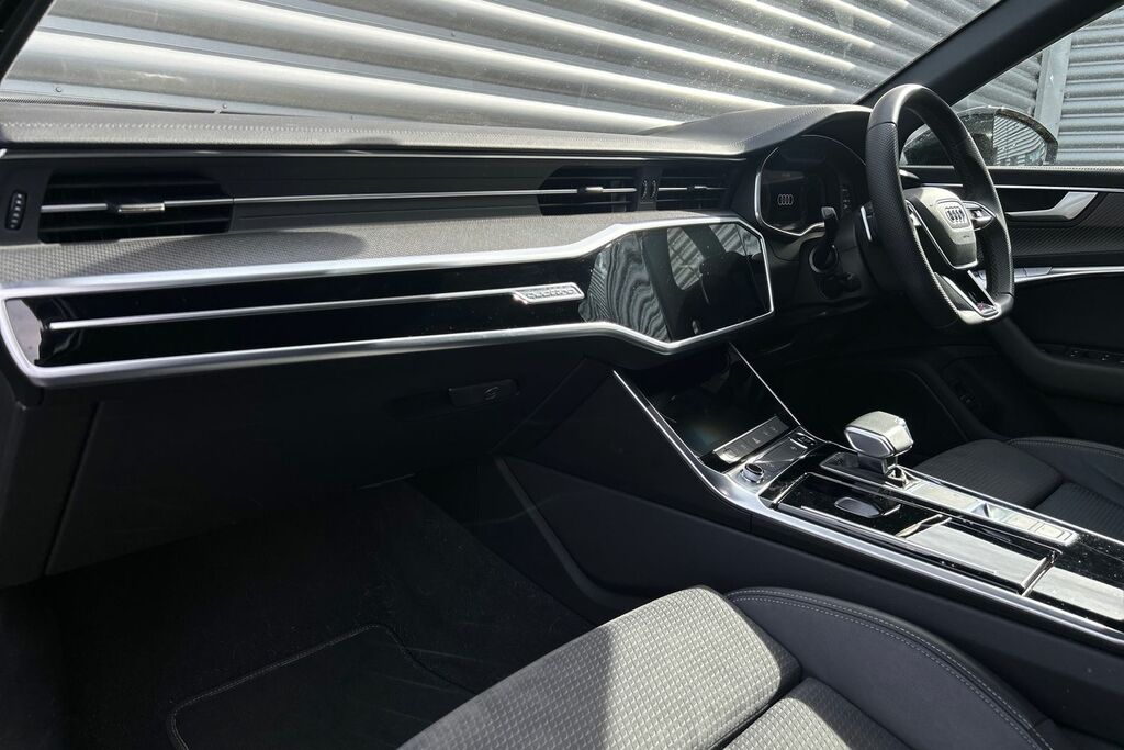 Audi A6 Avant Avant Black Edition 40 Tdi Quattro 204 Ps S Tronic Black #2