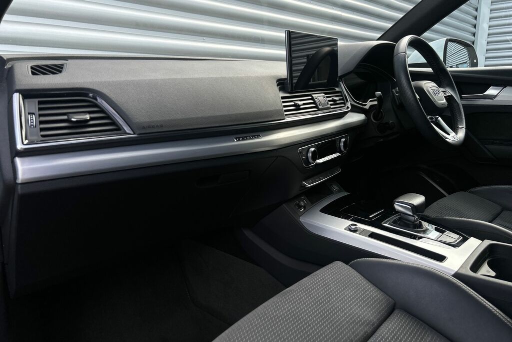 Audi Q5 S Line 40 Tdi Quattro 204 Ps S Tronic White #2