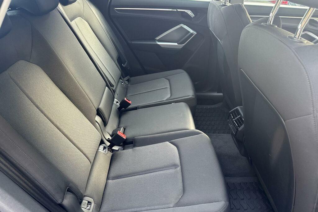 Audi Q3 35 Tfsi S Line Comfortsound Pack White #17
