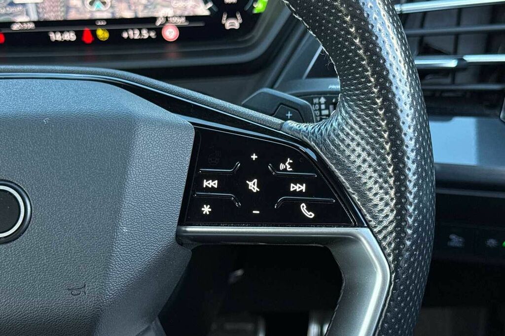Audi Q4 E Tron 150Kw 40 82Kwh S Line Vat Q Black #14