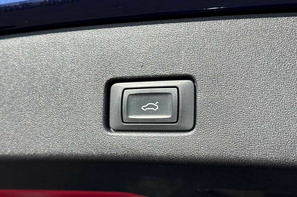 Audi Q4 E Tron 150Kw 40 82Kwh S Line Vat Q Black #24