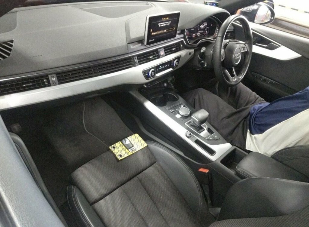 Audi A4 Avant 2L S Line Grey #5