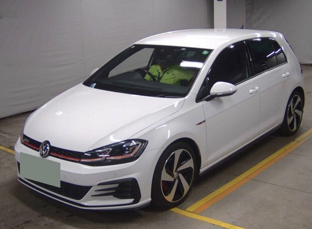 Volkswagen Golf 2L Gti White #2