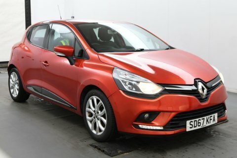 Renault Clio 1.2 16V Dynamique Red