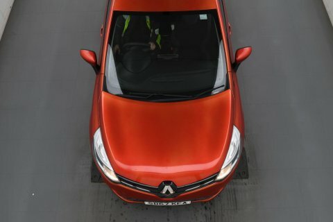 Renault Clio 1.2 16V Dynamique Red #3