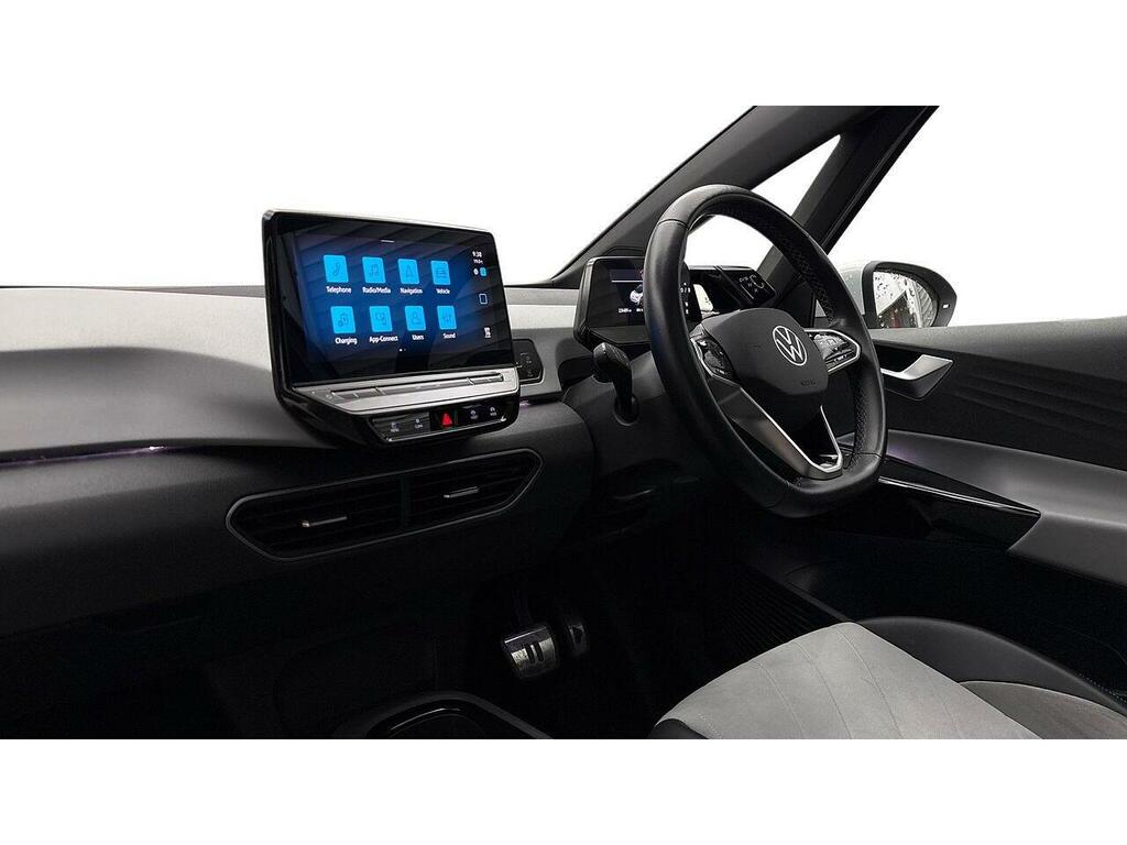Volkswagen ID.3 Pro Performance 58Kwh Family Hatchback Electri White #2