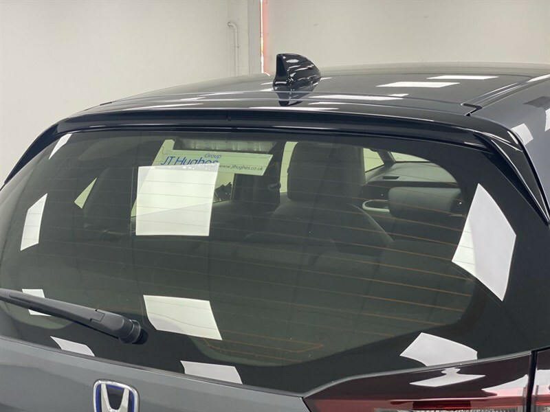 Honda Jazz I-mmd Crosstar Ex Grey #25