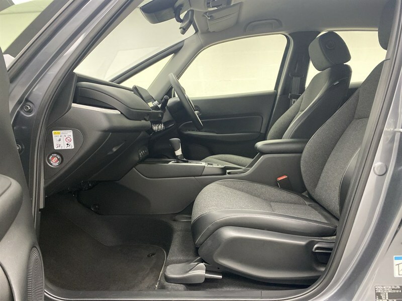 Honda Jazz I-mmd Crosstar Ex Grey #52