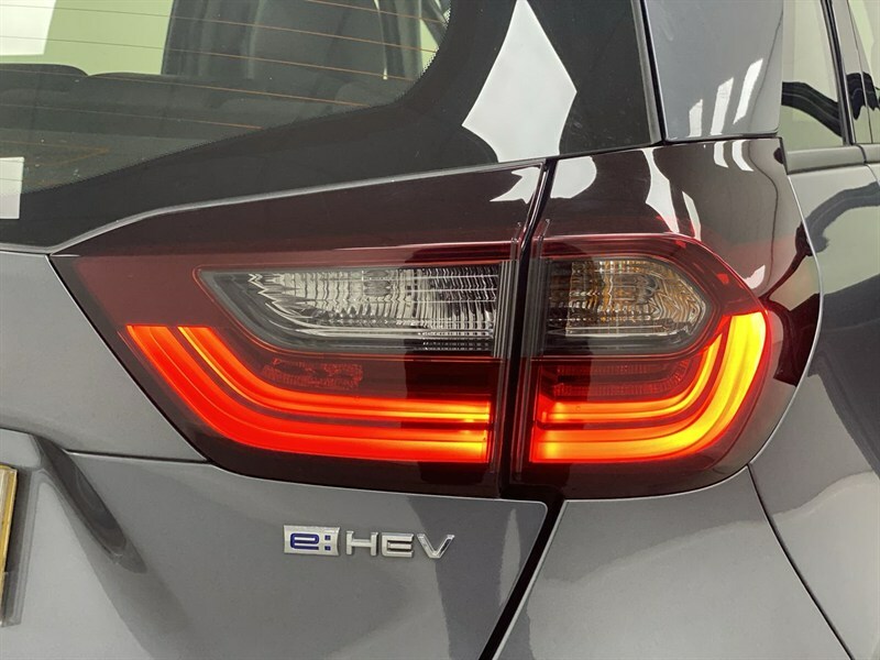Honda Jazz I-mmd Crosstar Ex Grey #22