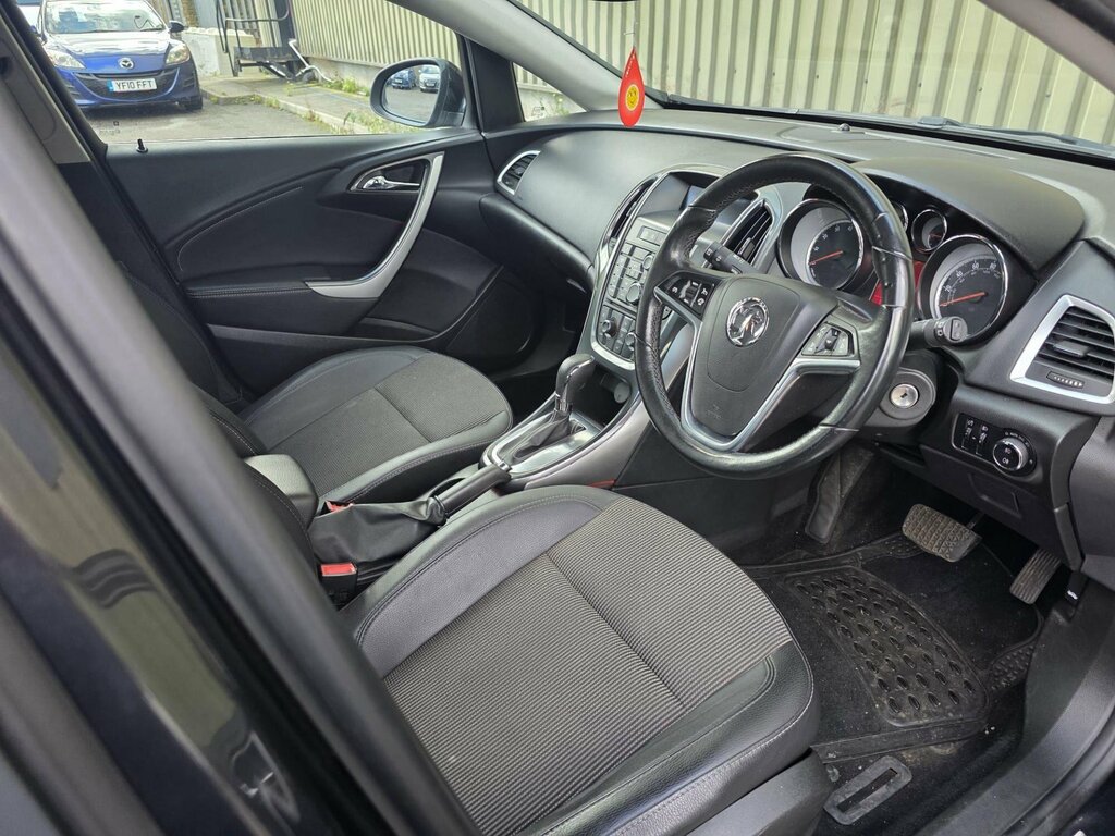 Vauxhall Astra 1.6 16V Active Limited Edition Euro 5 Black #23