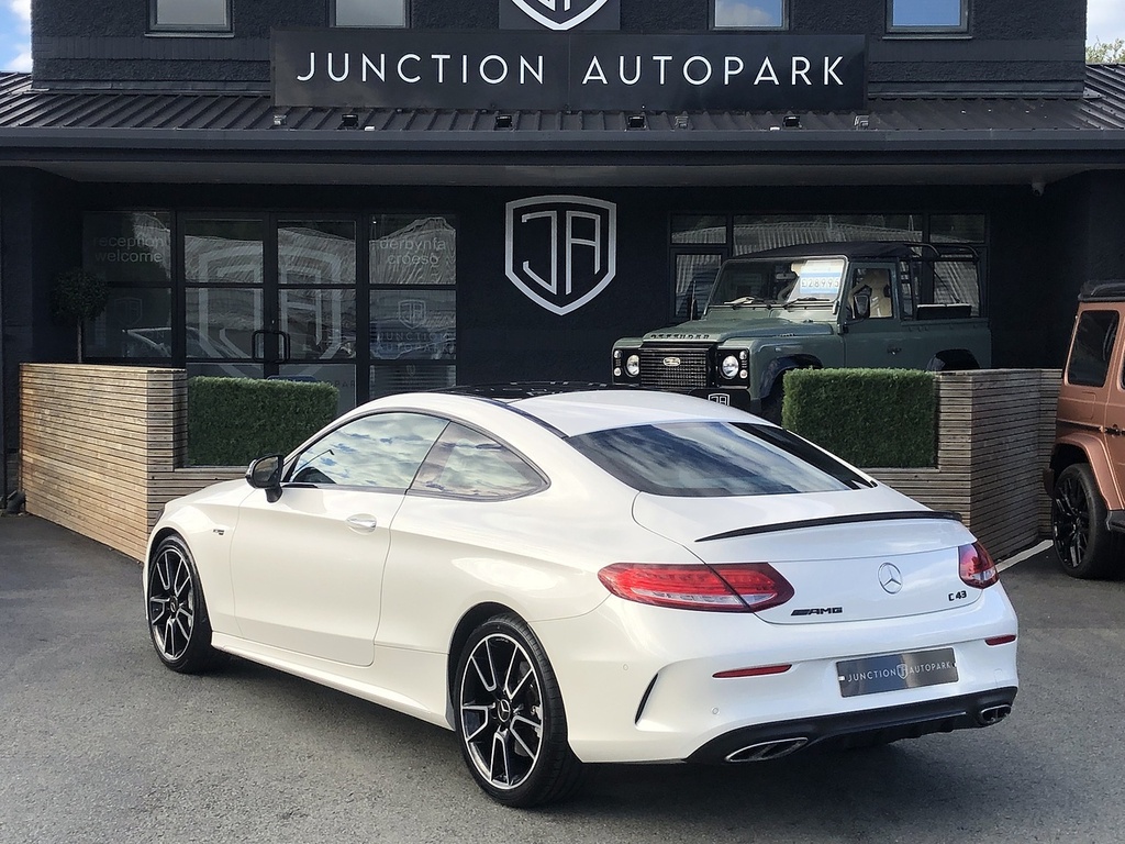 Mercedes-Benz C Class C43 V6 Amg White #3