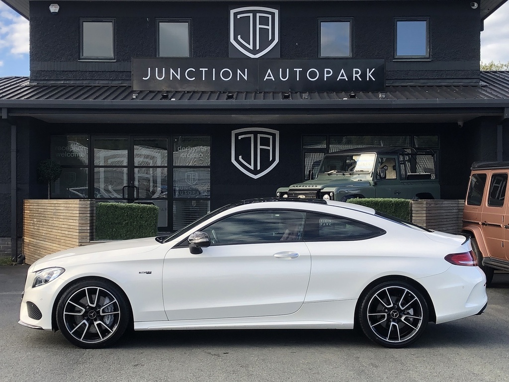 Mercedes-Benz C Class C43 V6 Amg White #4