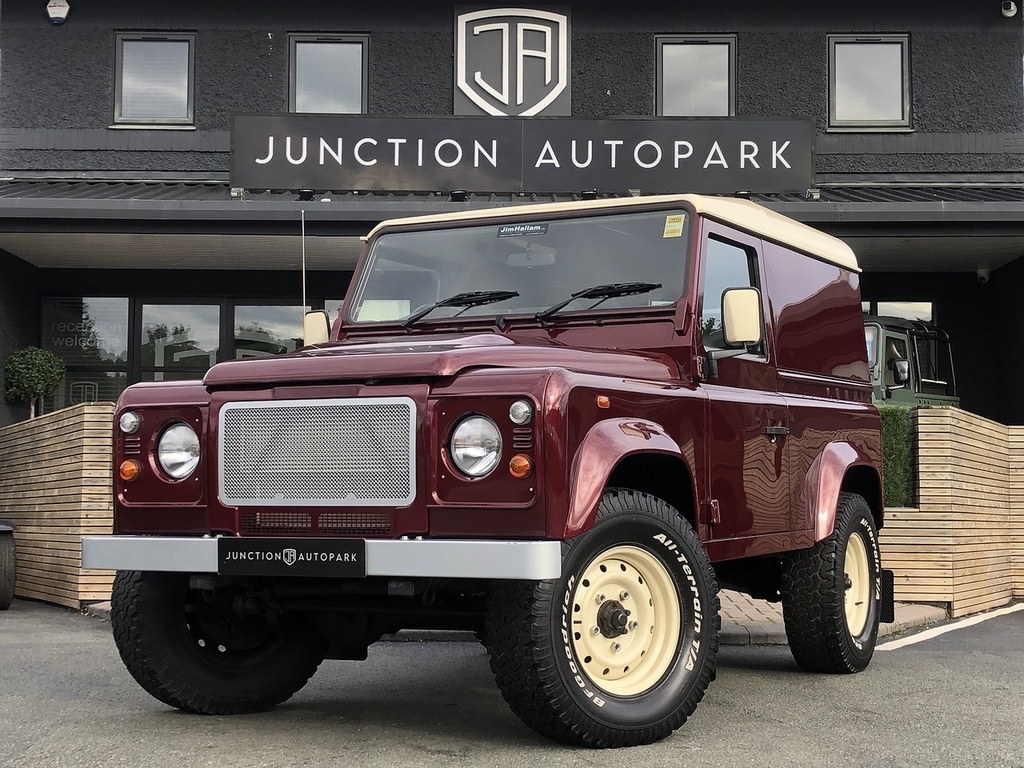 Land Rover Defender 90 Tdci Red #2