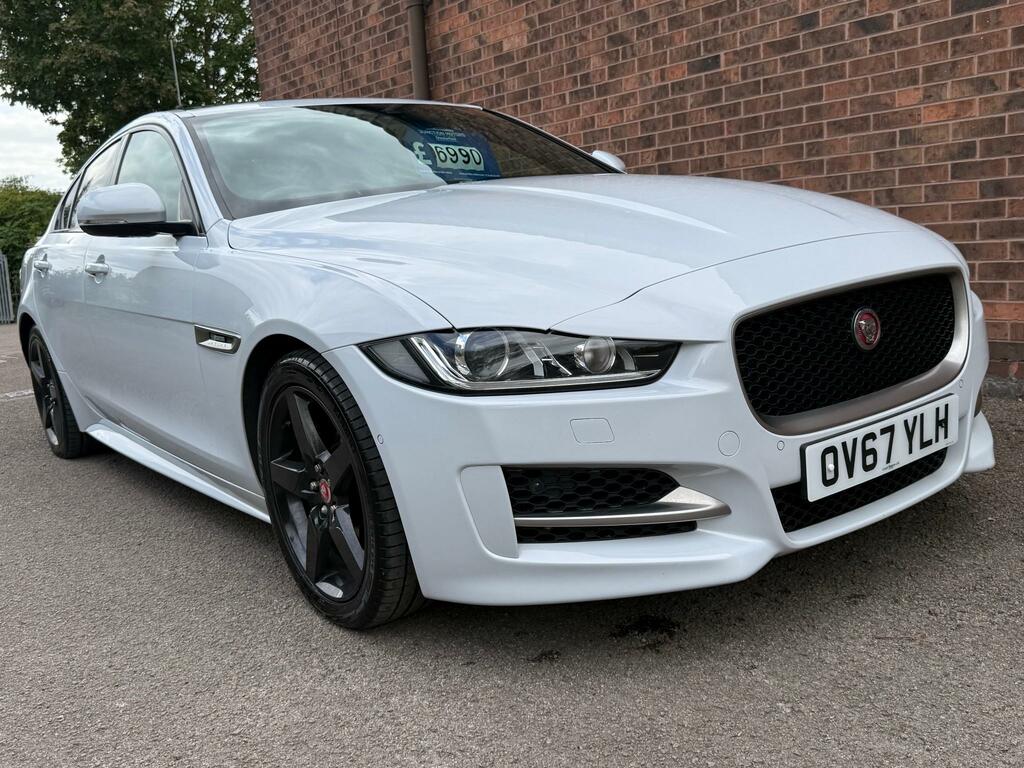Jaguar XE R-sport D White