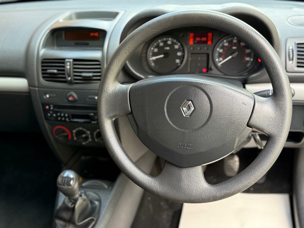 Renault Clio Campus Sport 16V 3-Door Black #11