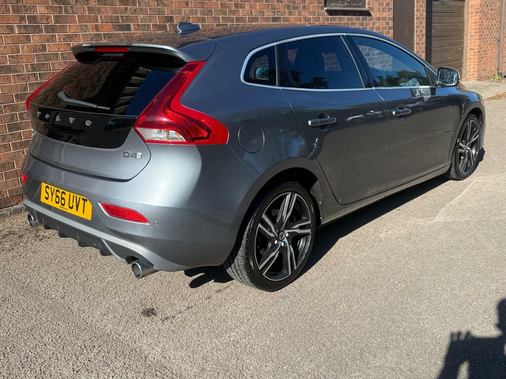 Volvo V40 R-design Pro D4 Grey #2