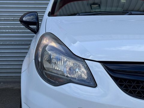 Vauxhall Corsa 1.6T 16V Vxr White #6