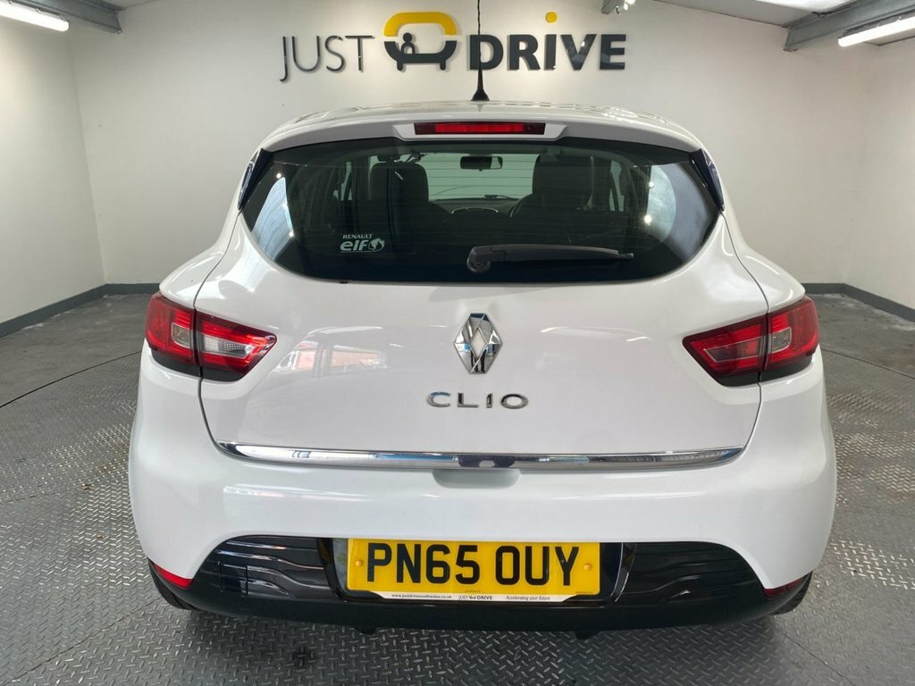 Renault Clio 1.2L Dynamique Nav White #4
